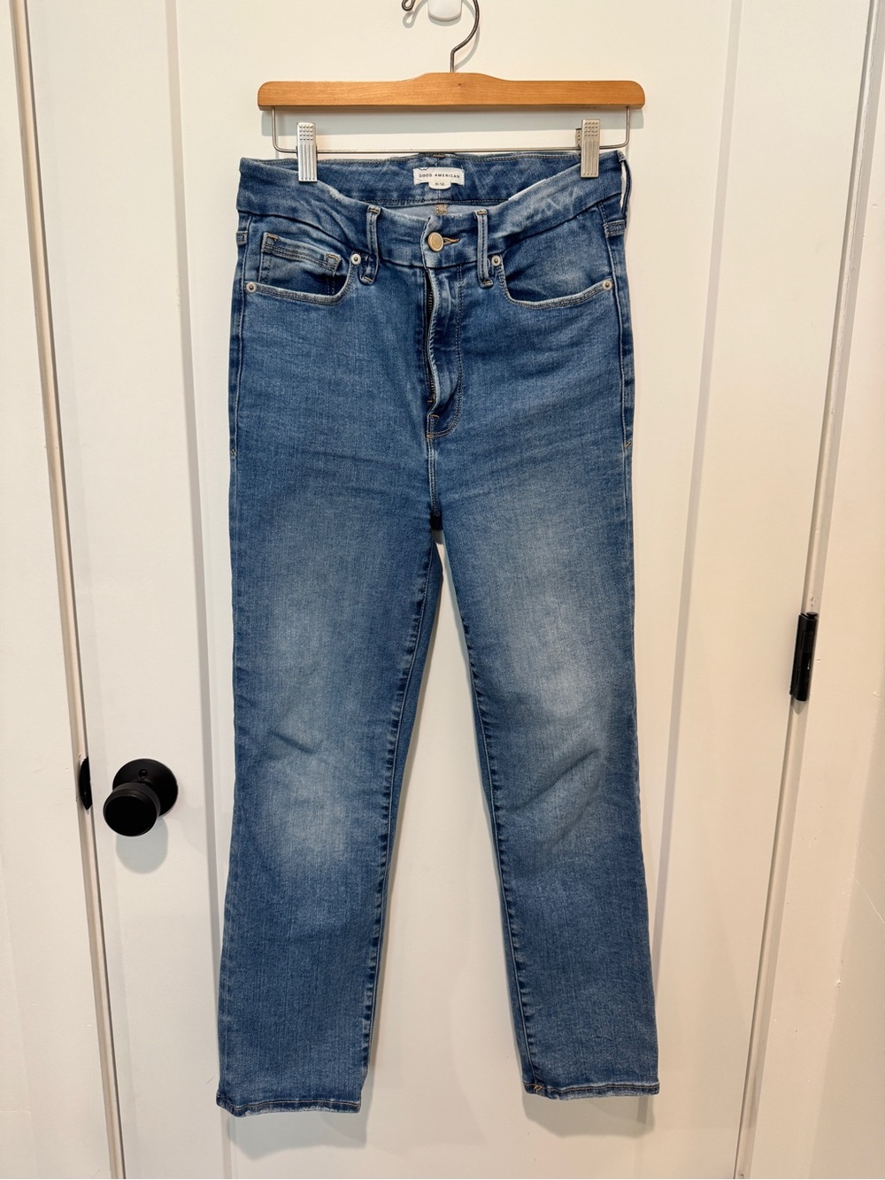 Good American One Size Fits FourHigh-Rise Straight Leg Jeans in Medium Blue Wash